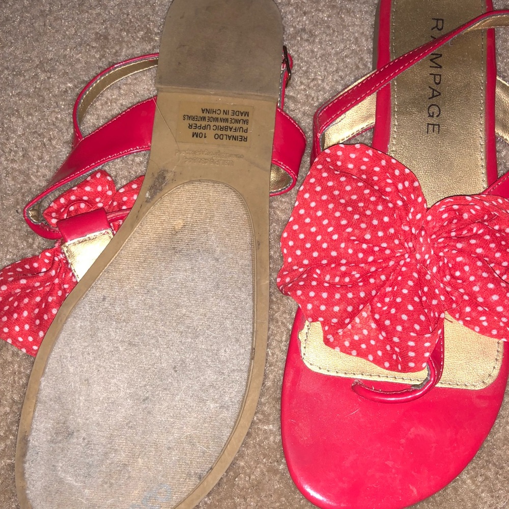 Red Rampage Bow Sandals - Picture 2 of 2